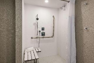 Room:SUI.NM