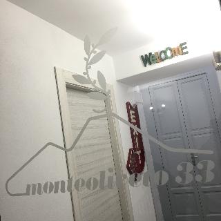 B&B Monteoliveto 33, Naples