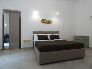 B&B Monteoliveto 33, Naples