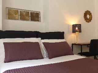B&B Monteoliveto 33, Naples