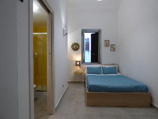 B&B Monteoliveto 33, Naples