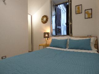B&B Monteoliveto 33, Naples
