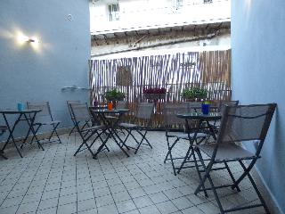B&B Monteoliveto 33, Naples