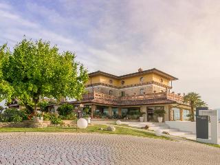 Tenuta Contessa, Calabria