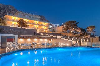 Carian Hotel
