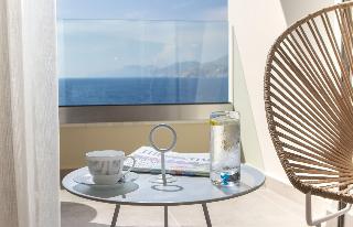 Carian Hotel