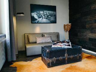 Nora Hotel, Berlin