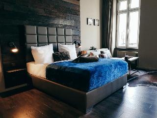 Nora Hotel, Berlin
