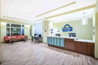 Days Inn & Suites By Wyndham Kearney