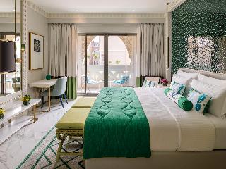 Room Room