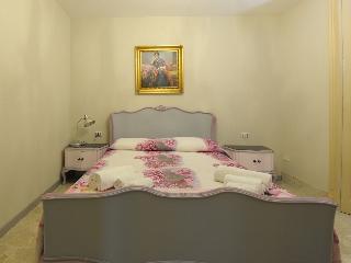 Angioino B&B & Spa, Naples