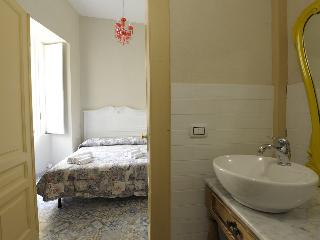 Angioino B&B & Spa, Naples