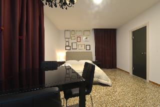 Angioino Rooms, Naples