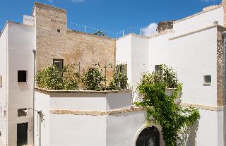 Palazzo de Noha, Puglia