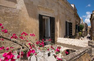 Palazzo de Noha, Puglia