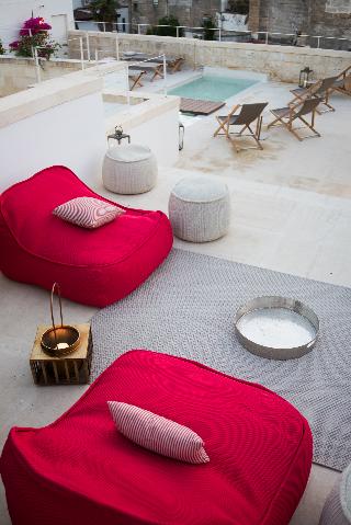 Palazzo de Noha, Puglia