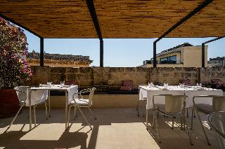 Palazzo de Noha, Puglia