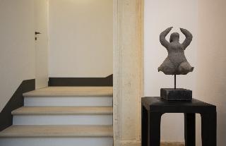 Palazzo de Noha, Puglia