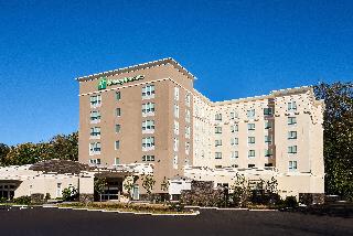 Holiday Inn & Suites Philadelphia W - Drexel Hill