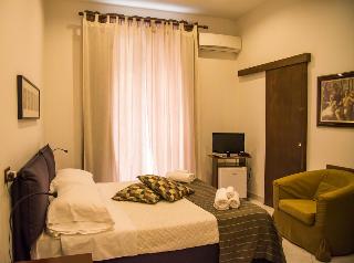 Plebiscito Home, Naples