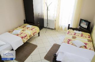 Garni Hotel Lotos