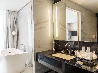 Panorama Executive Suite