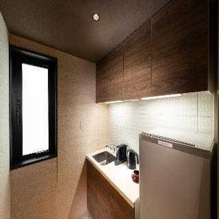 Room:SUI.EJ-1