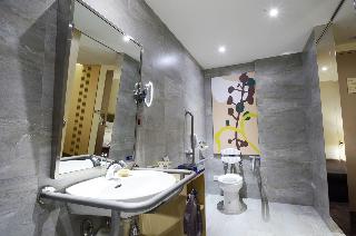 Room:FAM.DX