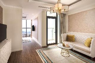 GRAND PREMIUM ROOM