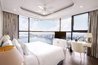 SUITE WITH VIEWS