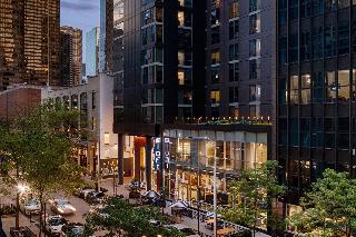 Aloft Chicago Mag Mile