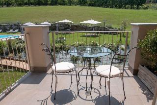 Resort Limax Acis