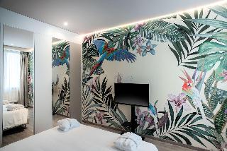 Room Room