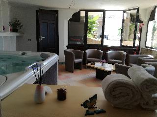 Arenas Hotel, Calabria