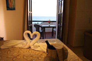 Arenas Hotel, Calabria