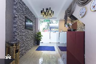 ZEN Rooms Poorna Hotel