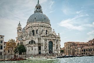 San Marco Suite 755