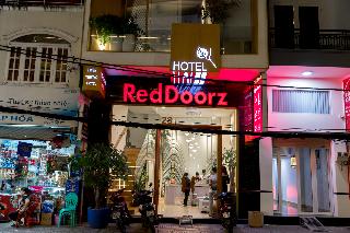 Formerly RedDoorz Plus near Saigon Train Station Cactusland Boutique Hotel