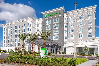 Holiday Inn & Suites Orlando I-Drive Theme Parks
