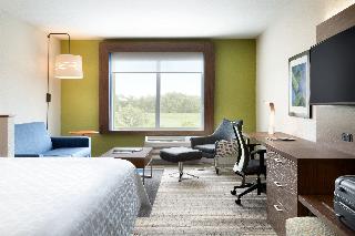 1 King Suite Mobility Accessible Tub