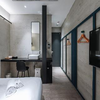 Room:DBL.IN-10