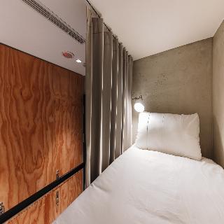 Room:QUA.BK-FH