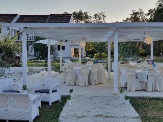 Alykes Family Resort