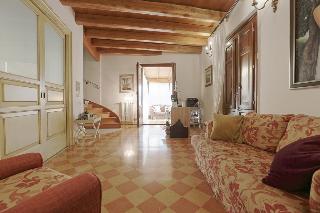 Atenea Luxury Suites