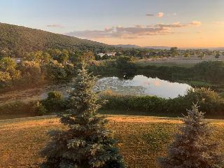 Country Inn Suites By Radisson Big Flats Elmira Ny