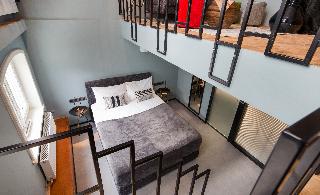 Quentin Zoo, Amsterdam and vicinity