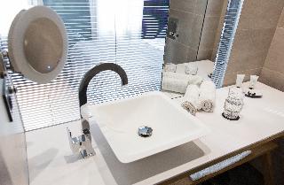 Quentin Zoo, Amsterdam and vicinity