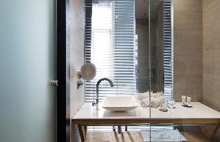 Quentin Zoo, Amsterdam and vicinity