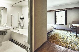 Room:TWN.H6