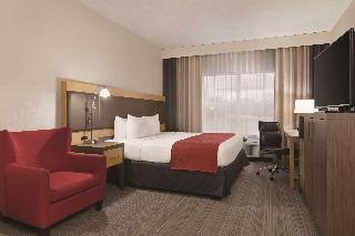 1 King Bed, Suite, Nonsmoking